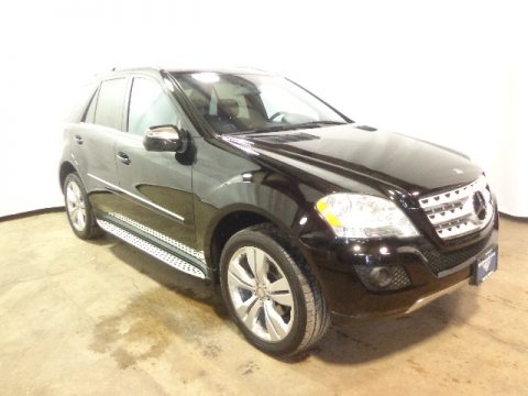 Black Mercedes-Benz ML 350 4Matic.  Click to enlarge.