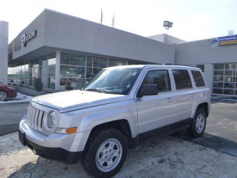 Bright Silver Metallic Jeep Patriot Sport 4x4.  Click to enlarge.