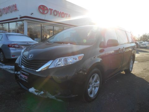Black Toyota Sienna LE.  Click to enlarge.