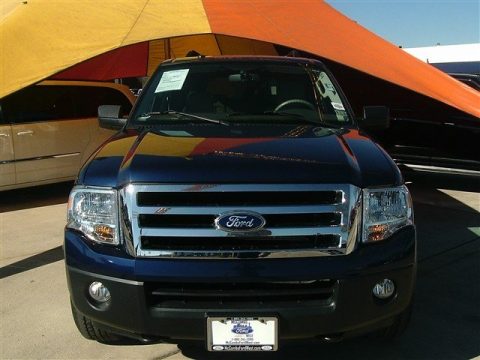 Dark Blue Pearl Metallic Ford Expedition XL 4x4.  Click to enlarge.