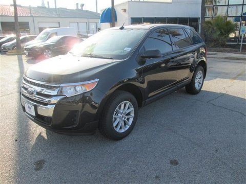 Tuxedo Black Ford Edge SE. Click to enlarge. Tuxedo Black Ford Edge SE. Click to enlarge.