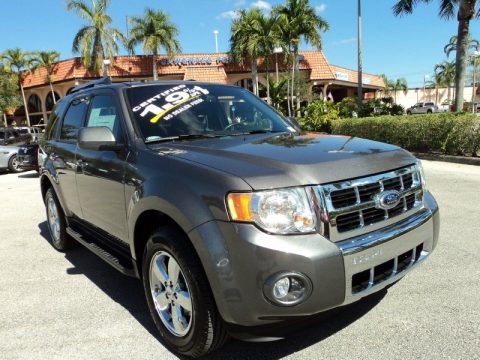 Sterling Gray Metallic Ford Escape Limited.  Click to enlarge.