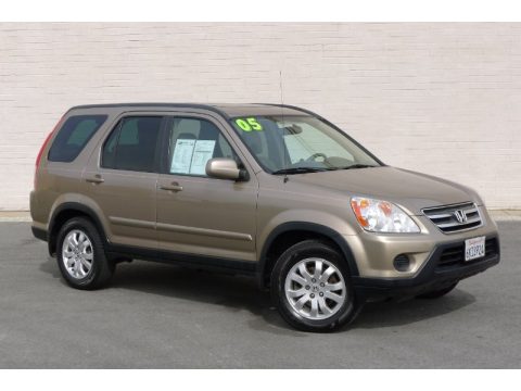 Sahara Sand Metallic Honda CR-V Special Edition 4WD.  Click to enlarge.