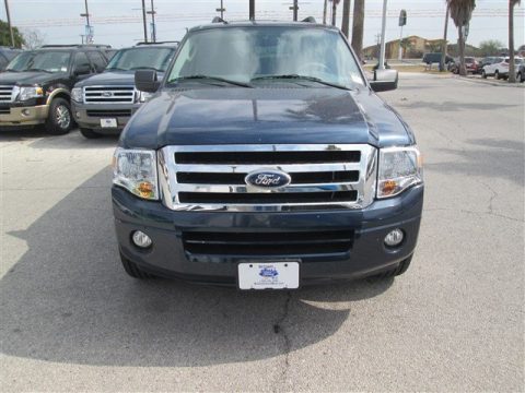 Blue Jeans Ford Expedition XLT.  Click to enlarge.