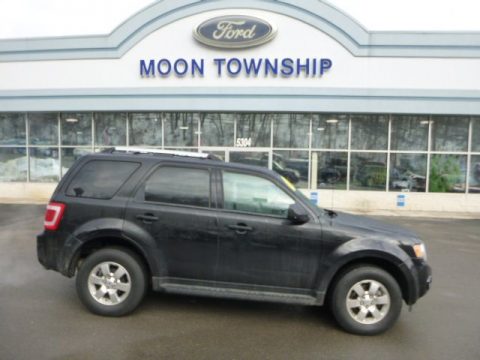 Tuxedo Black Metallic Ford Escape Limited V6 4WD. Click to enlarge. Tuxedo Black Metallic Ford Escape Limited V6 4WD. Click to enlarge.