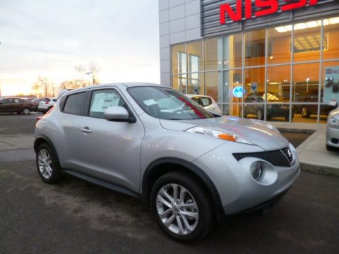 Brilliant Silver Nissan Juke SL AWD.  Click to enlarge.
