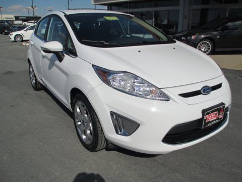 Oxford White Ford Fiesta SES Hatchback.  Click to enlarge.