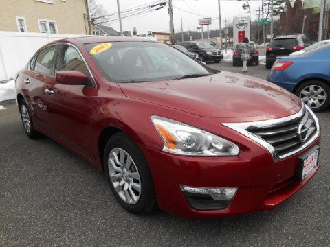 Cayenne Red Nissan Altima 2.5 S.  Click to enlarge.