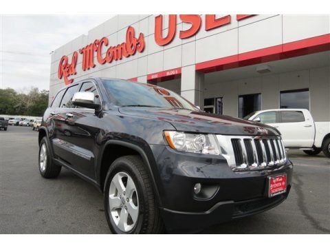 Brilliant Black Crystal Pearl Jeep Grand Cherokee Laredo.  Click to enlarge.