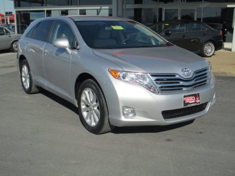 Classic Silver Metallic Toyota Venza AWD. Click to enlarge. Classic Silver Metallic Toyota Venza AWD. Click to enlarge.