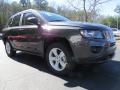 Front 3/4 View of 2014 Jeep Compass Sport #4