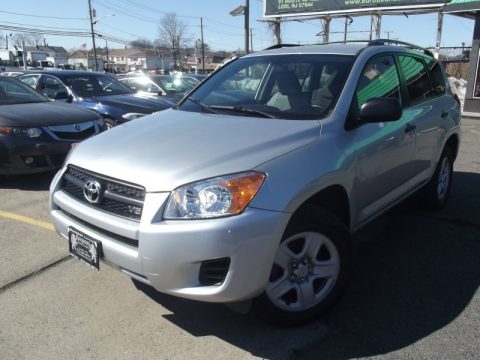 Classic Silver Metallic Toyota RAV4 V6 4WD.  Click to enlarge.