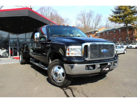 Black Ford F350 Super Duty Lariat Crew Cab 4x4 Dually.  Click to enlarge.