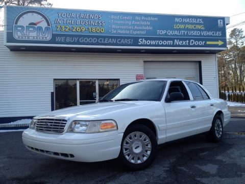 Vibrant White Ford Crown Victoria .  Click to enlarge.