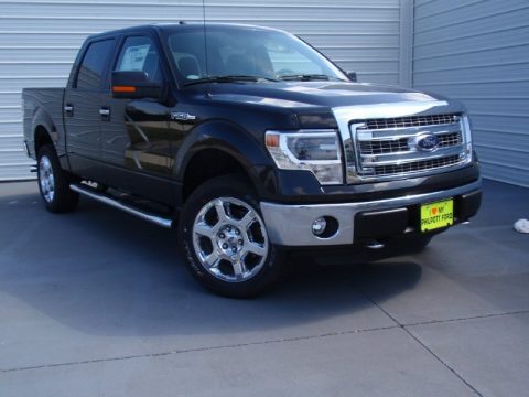 Tuxedo Black Ford F150 XLT SuperCrew 4x4.  Click to enlarge.