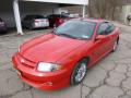Front 3/4 View of 2004 Chevrolet Cavalier LS Sport Coupe #4