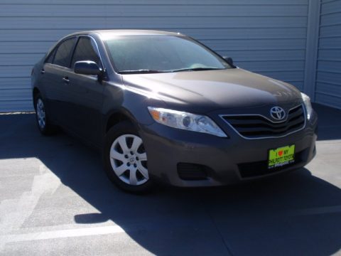 Magnetic Gray Metallic Toyota Camry LE.  Click to enlarge.