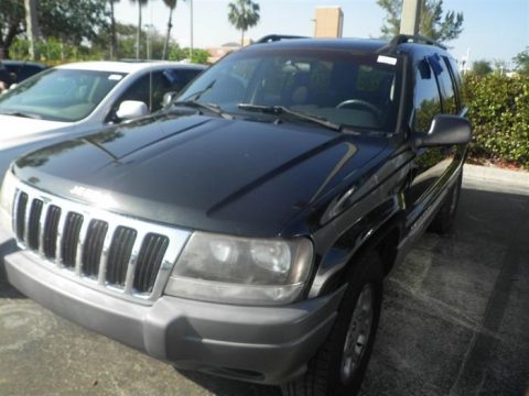 Black Jeep Grand Cherokee Laredo.  Click to enlarge.