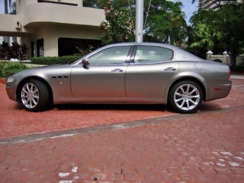 Grigio Touring Metallic (Silver) Maserati Quattroporte Executive GT.  Click to enlarge.