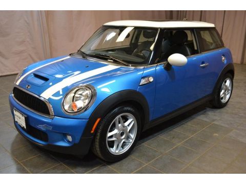 Laser Blue Metallic Mini Cooper S Hardtop.  Click to enlarge.