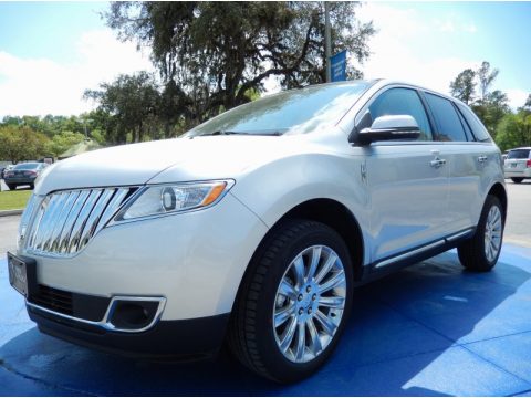 Ingot Silver Metallic Lincoln MKX FWD.  Click to enlarge.