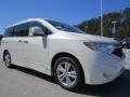 Front 3/4 View of 2014 Nissan Quest 3.5 SL #7