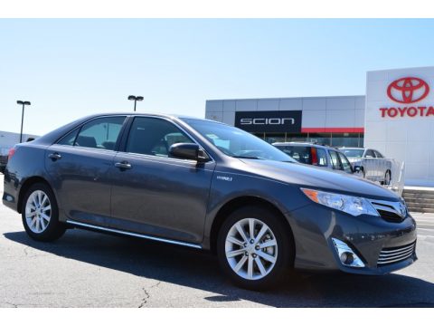 Magnetic Gray Metallic Toyota Camry Hybrid XLE.  Click to enlarge.