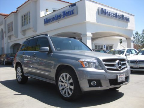 Palladium Silver Metallic Mercedes-Benz GLK 350.  Click to enlarge.