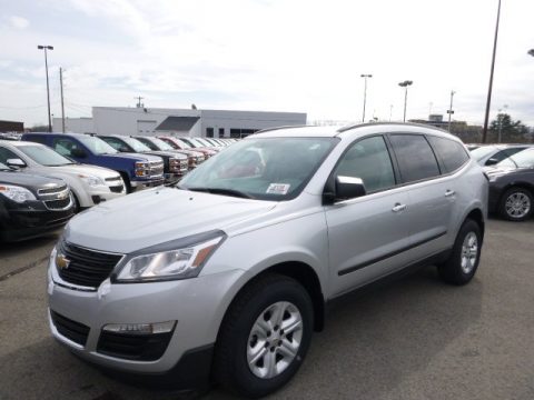 Silver Ice Metallic Chevrolet Traverse LS AWD.  Click to enlarge.