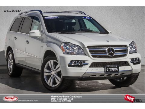 Arctic White Mercedes-Benz GL 350 Blutec 4Matic.  Click to enlarge.
