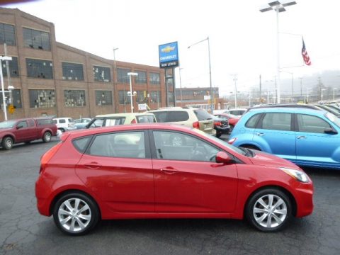 Boston Red Hyundai Accent SE 5 Door.  Click to enlarge.