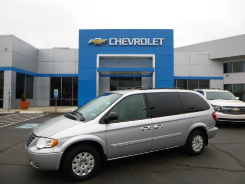 Bright Silver Metallic Chrysler Town & Country LX.  Click to enlarge.
