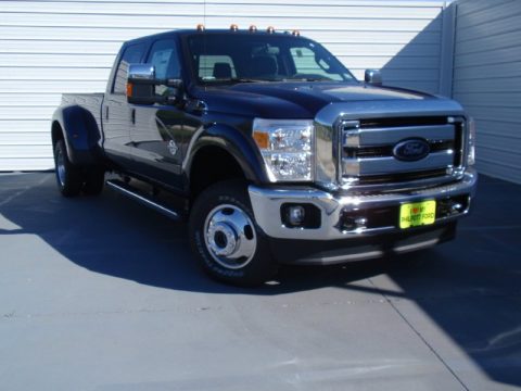 Blue Jeans Metallic Ford F350 Super Duty Lariat Crew Cab 4x4 Dually.  Click to enlarge.