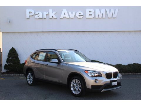 Cashmere Silver Metallic BMW X1 xDrive28i.  Click to enlarge.