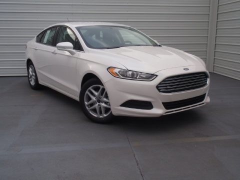 White Platinum Ford Fusion SE EcoBoost.  Click to enlarge.