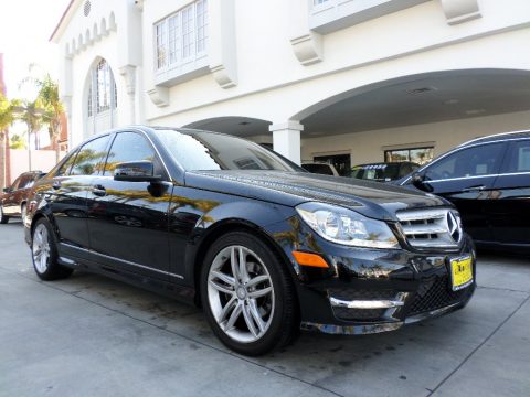 Black Mercedes-Benz C 250 Sport. Click to enlarge. Black Mercedes-Benz C 250 Sport. Click to enlarge.