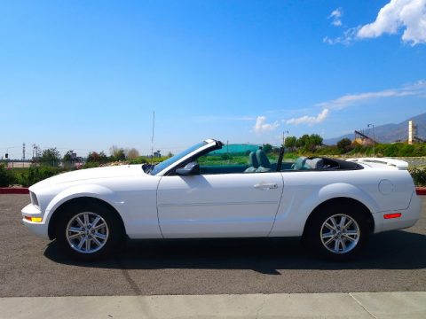 Performance White Ford Mustang V6 Premium Convertible.  Click to enlarge.