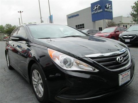Phantom Black Metallic Hyundai Sonata GLS.  Click to enlarge.
