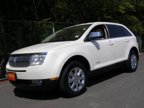 White Chocolate Tri Coat Lincoln MKX AWD.  Click to enlarge.