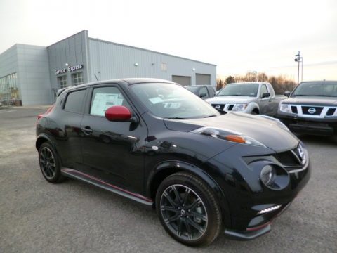Sapphire Black Nissan Juke NISMO AWD.  Click to enlarge.