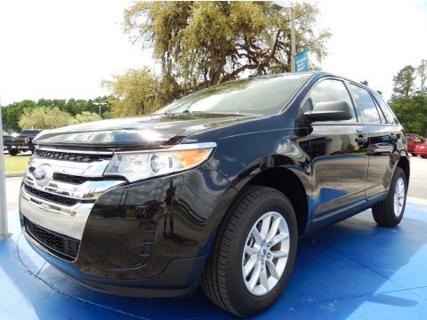 Tuxedo Black Ford Edge SE.  Click to enlarge.