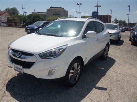 Winter White Hyundai Tucson Limited.  Click to enlarge.
