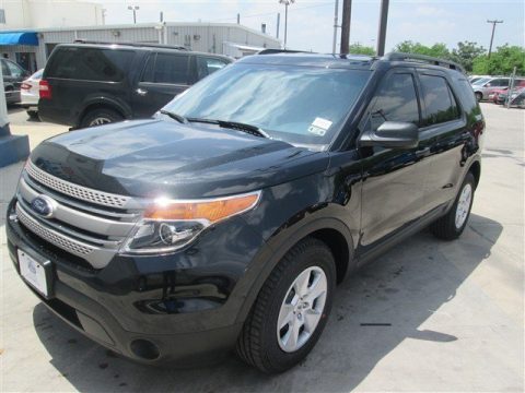 Tuxedo Black Ford Explorer FWD.  Click to enlarge.