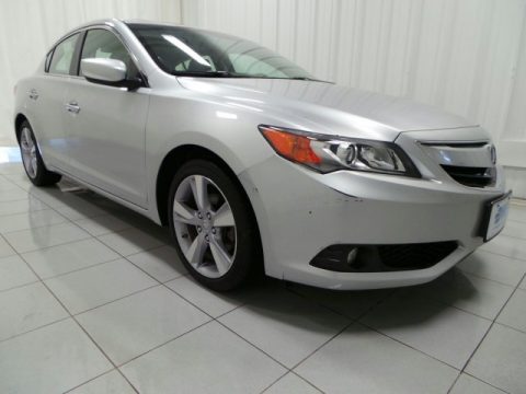 Silver Moon Acura ILX 2.0L Premium.  Click to enlarge.