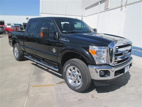 Tuxedo Black Ford F250 Super Duty Lariat Crew Cab 4x4.  Click to enlarge.