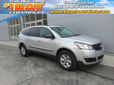 Silver Ice Metallic Chevrolet Traverse LS.  Click to enlarge.