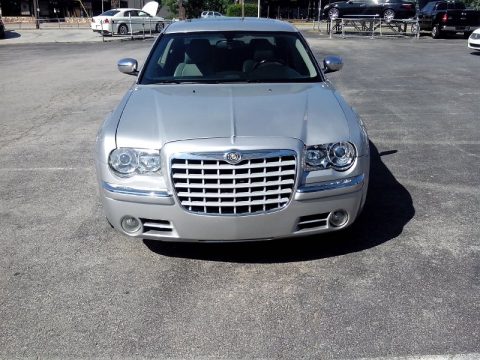 Silver Steel Metallic Chrysler 300 C HEMI.  Click to enlarge.