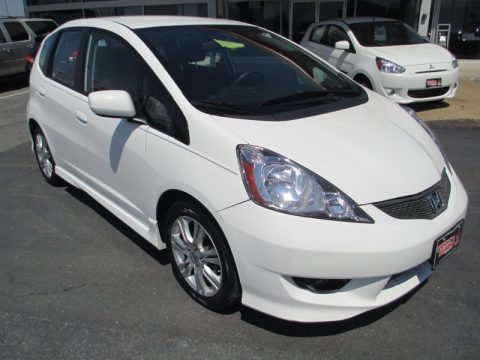 Taffeta White Honda Fit Sport. Click to enlarge. Taffeta White Honda Fit Sport. Click to enlarge.