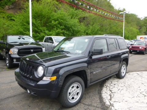 Maximum Steel Metallic Jeep Patriot Sport 4x4.  Click to enlarge.