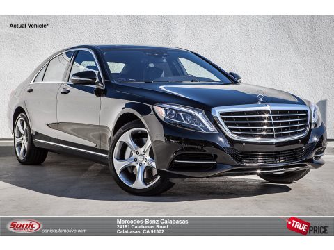 Black Mercedes-Benz S 550 Sedan.  Click to enlarge.